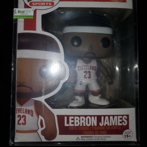 2 LeBron James Cleveland Cavaliers Funko Pop - Picture 2 of 10